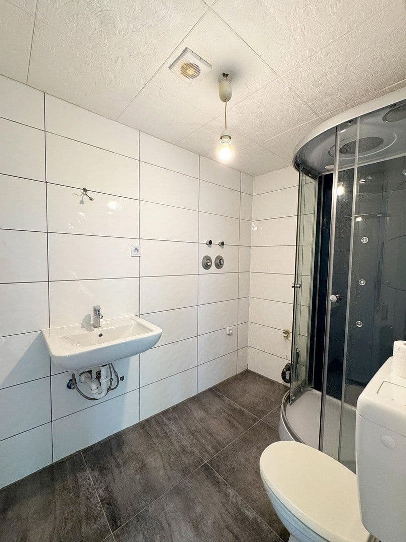 Pronájem bytu 2+1 42 m², Duisburg, Severní Porýní-Vestfálsko Pronájem bytu 2+1 42 m², Duisburg, Severní Porýní-Vestfálsko