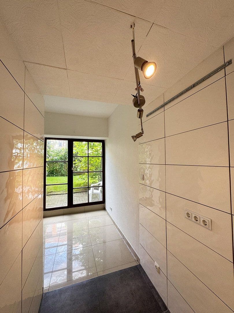 Pronájem bytu 2+1 42 m², Duisburg, Severní Porýní-Vestfálsko Pronájem bytu 2+1 42 m², Duisburg, Severní Porýní-Vestfálsko