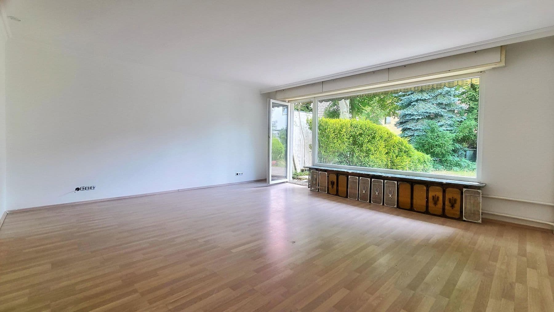 Prodej domu 93 m², pozemek 280 m², Berlin, Berlín Prodej domu 93 m², pozemek 280 m², Berlin, Berlín