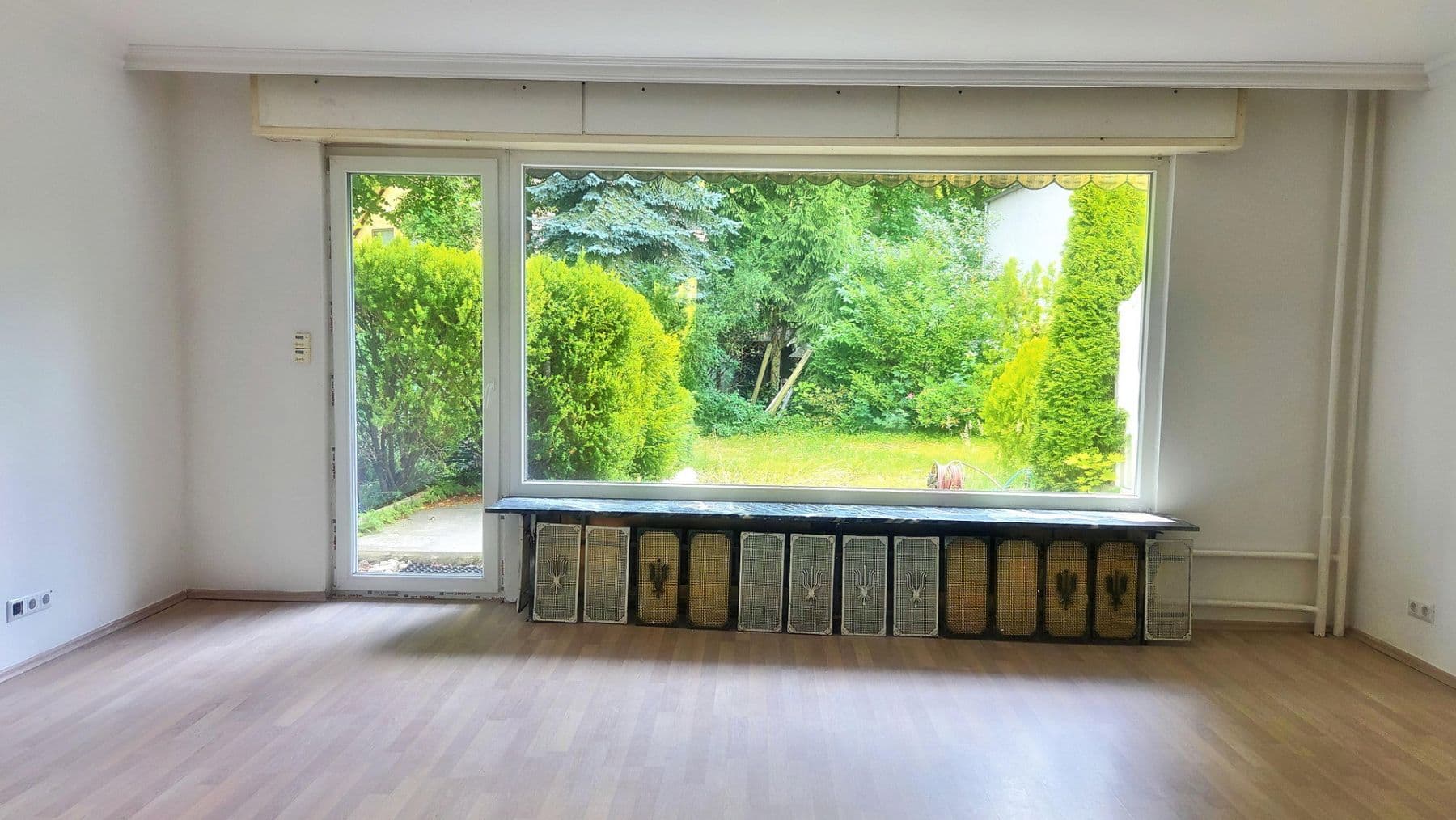 Prodej domu 93 m², pozemek 280 m², Berlin, Berlín Prodej domu 93 m², pozemek 280 m², Berlin, Berlín
