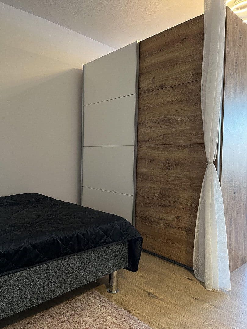 Pronájem bytu 1+1 36 m², Drygalskiallee 118, München, Bavorsko Pronájem bytu 1+1 36 m², Drygalskiallee 118, München, Bavorsko