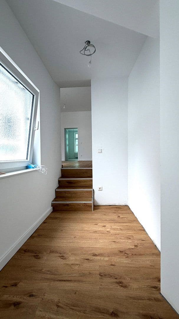 Pronájem bytu 4+1 69 m², Adalbertsteinweg 111, Cáchy, Severní Porýní-Vestfálsko Pronájem bytu 4+1 69 m², Adalbertsteinweg 111, Cáchy, Severní Porýní-Vestfálsko
