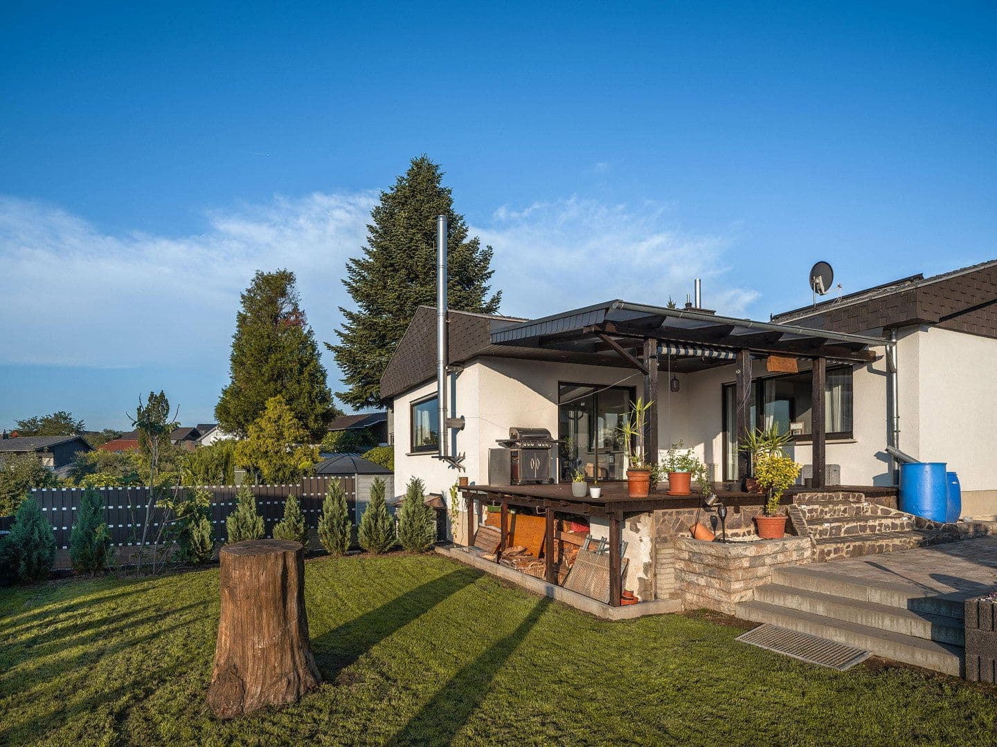 Prodej domu 240 m², pozemek 769 m², Krappelroth 29, Schmelz, Země Sársko Prodej domu 240 m², pozemek 769 m², Krappelroth 29, Schmelz, Země Sársko