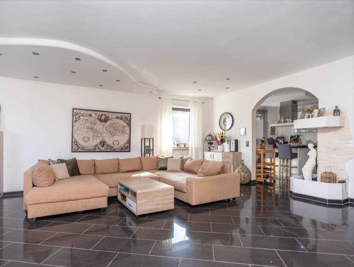 Prodej domu 240 m², pozemek 769 m², Krappelroth 29, Schmelz, Země Sársko Prodej domu 240 m², pozemek 769 m², Krappelroth 29, Schmelz, Země Sársko