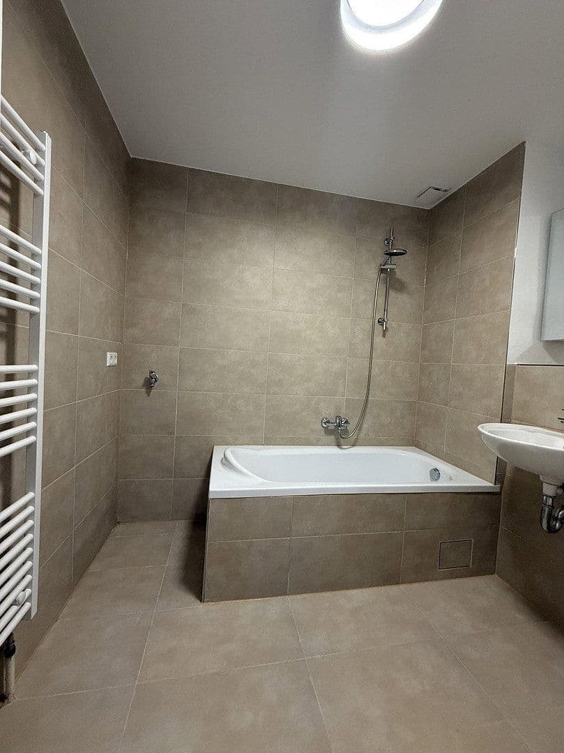 Pronájem bytu 3+1 68 m², Stutensee, Bádensko-Württembersko Pronájem bytu 3+1 68 m², Stutensee, Bádensko-Württembersko