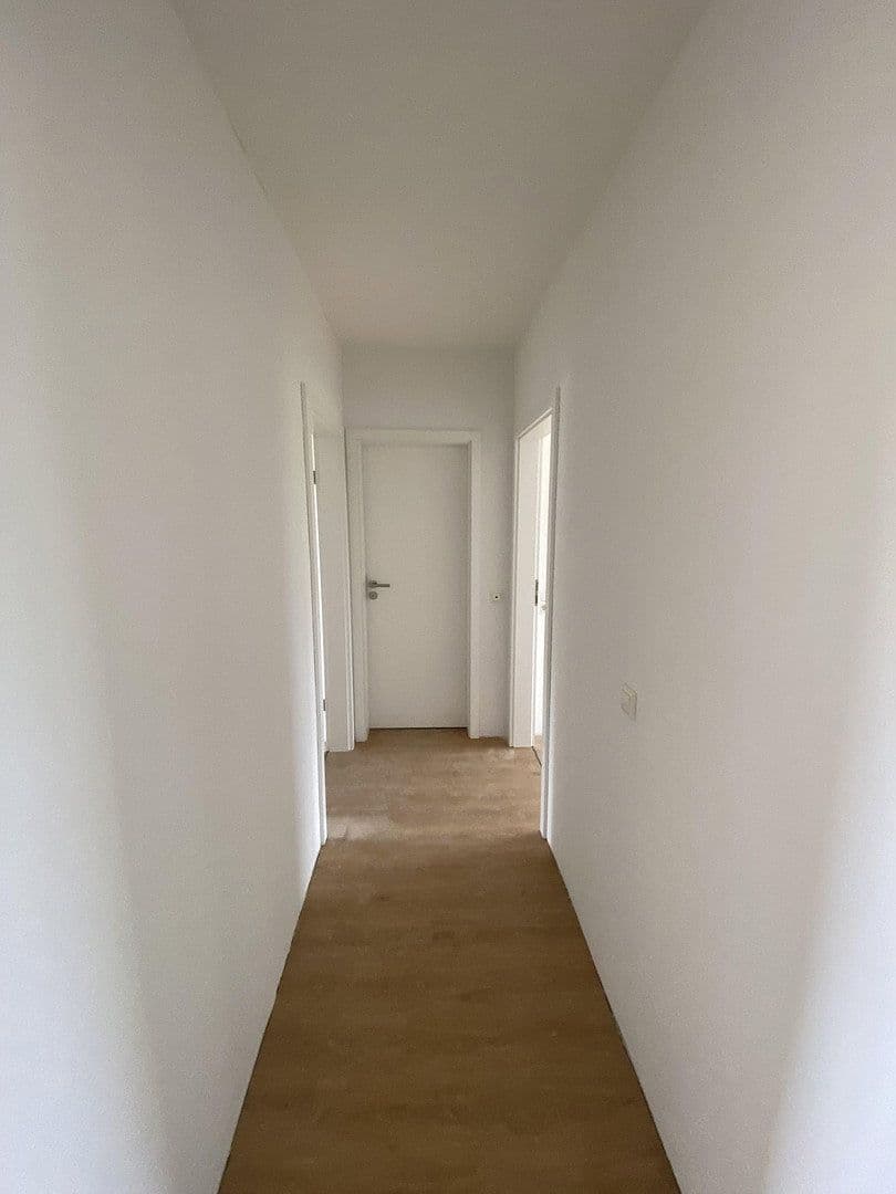 Pronájem bytu 3+1 75 m², Sauerweinstr. 8-12, Darmstadt, Hessen Pronájem bytu 3+1 75 m², Sauerweinstr. 8-12, Darmstadt, Hessen