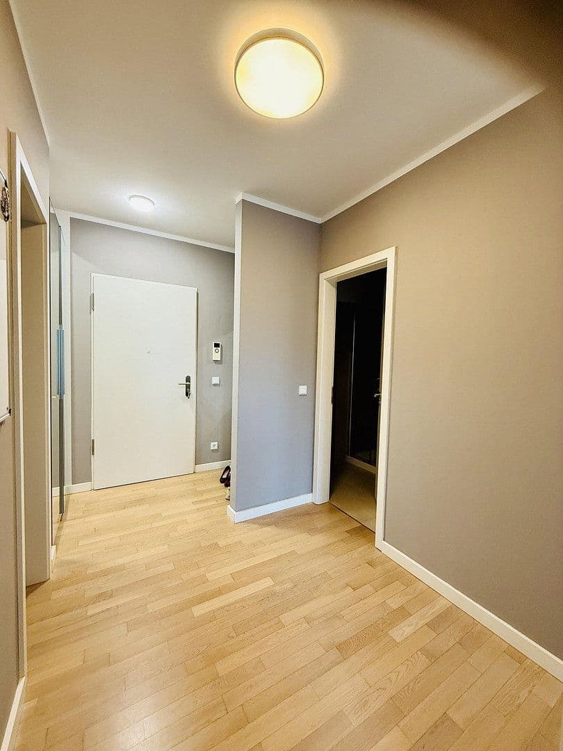 Prodej bytu 2+1 40 m², Chausseestr 108, Berlin, Berlín Prodej bytu 2+1 40 m², Chausseestr 108, Berlin, Berlín