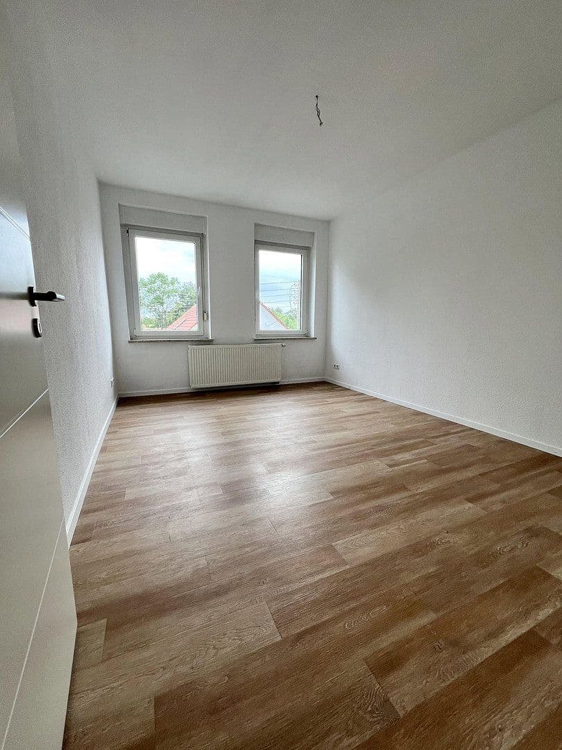 Pronájem bytu 4+1 106 m², Stötteritzer Landstraße 30, Leipzig, Sasko Pronájem bytu 4+1 106 m², Stötteritzer Landstraße 30, Leipzig, Sasko