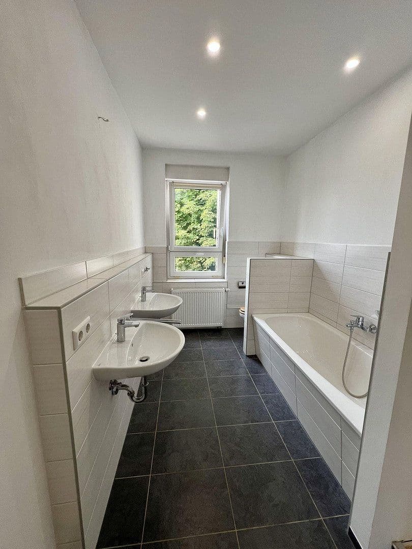 Pronájem bytu 4+1 106 m², Stötteritzer Landstraße 30, Leipzig, Sasko Pronájem bytu 4+1 106 m², Stötteritzer Landstraße 30, Leipzig, Sasko