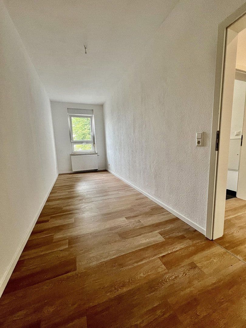 Pronájem bytu 4+1 106 m², Stötteritzer Landstraße 30, Leipzig, Sasko Pronájem bytu 4+1 106 m², Stötteritzer Landstraße 30, Leipzig, Sasko