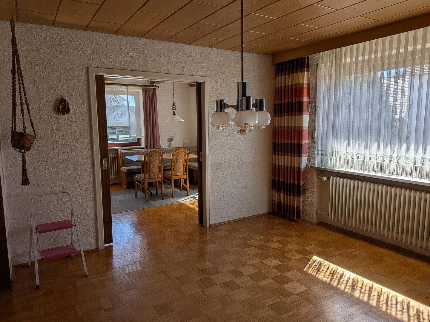 Prodej domu 175 m², pozemek 925 m², Schellenbachstr. 7, Eslarn, Bavorsko Prodej domu 175 m², pozemek 925 m², Schellenbachstr. 7, Eslarn, Bavorsko