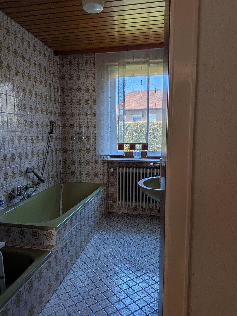 Prodej domu 175 m², pozemek 925 m², Schellenbachstr. 7, Eslarn, Bavorsko Prodej domu 175 m², pozemek 925 m², Schellenbachstr. 7, Eslarn, Bavorsko