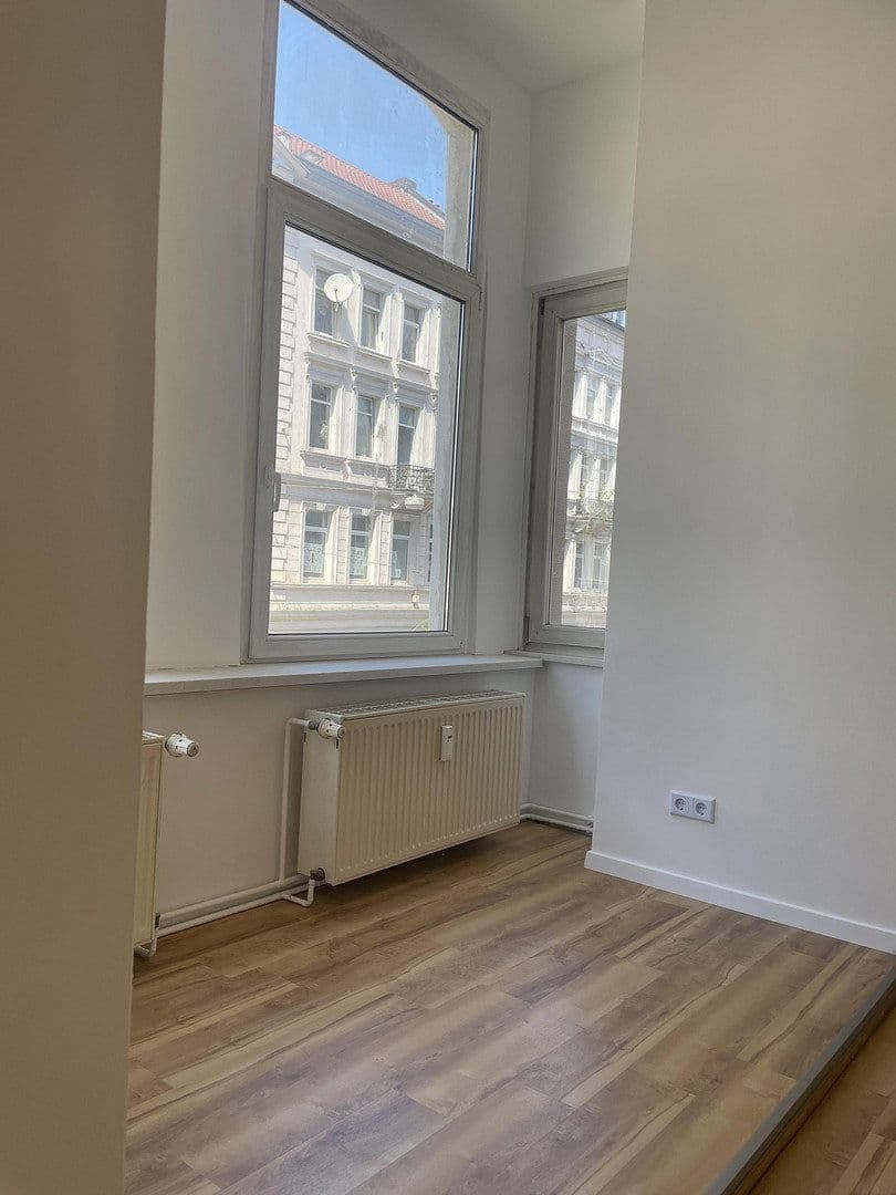 Pronájem bytu 5+1 141 m², Friedrich-Wilhelm-Straße 38, Braunschweig, Dolní Sasko Pronájem bytu 5+1 141 m², Friedrich-Wilhelm-Straße 38, Braunschweig, Dolní Sasko