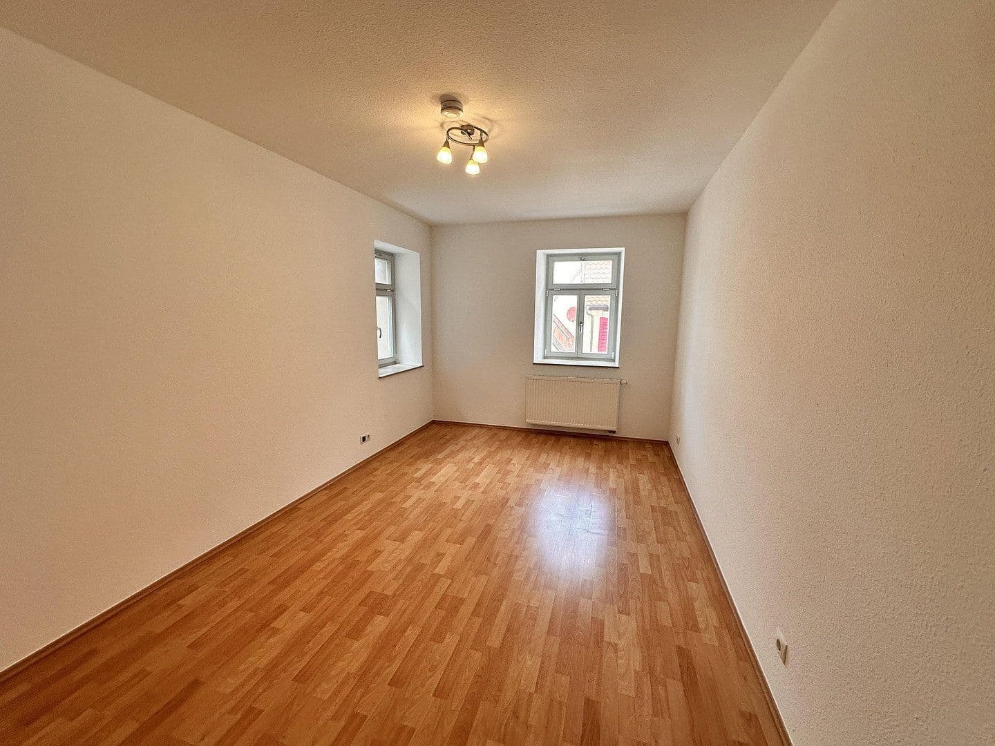 Pronájem bytu 2+1 73 m², Am Zehnt 9, Sinsheim, Bádensko-Württembersko Pronájem bytu 2+1 73 m², Am Zehnt 9, Sinsheim, Bádensko-Württembersko