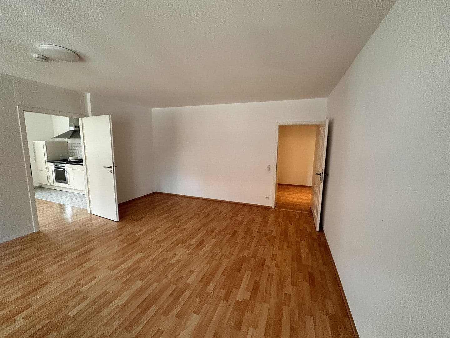Pronájem bytu 2+1 73 m², Am Zehnt 9, Sinsheim, Bádensko-Württembersko Pronájem bytu 2+1 73 m², Am Zehnt 9, Sinsheim, Bádensko-Württembersko
