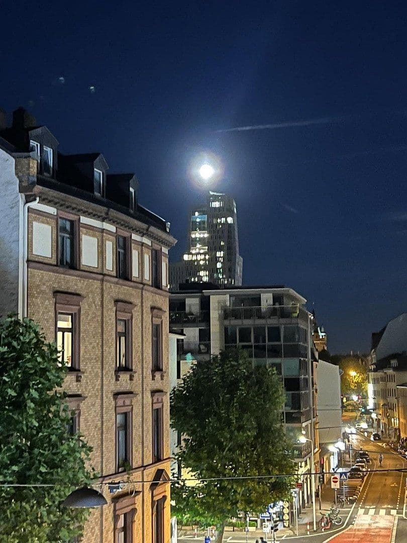 Pronájem bytu 2+1 70 m², Oederweg 43, FRANKFURT AM MAIN, Hessen Pronájem bytu 2+1 70 m², Oederweg 43, FRANKFURT AM MAIN, Hessen
