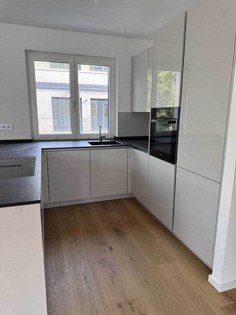 Pronájem bytu 3+1 110 m², Buchschlager Allee 29-33, Dreieich, Hessen Pronájem bytu 3+1 110 m², Buchschlager Allee 29-33, Dreieich, Hessen