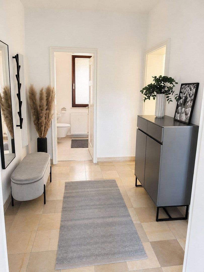 Pronájem bytu 3+1 64 m², Pforzheim, Bádensko-Württembersko Pronájem bytu 3+1 64 m², Pforzheim, Bádensko-Württembersko