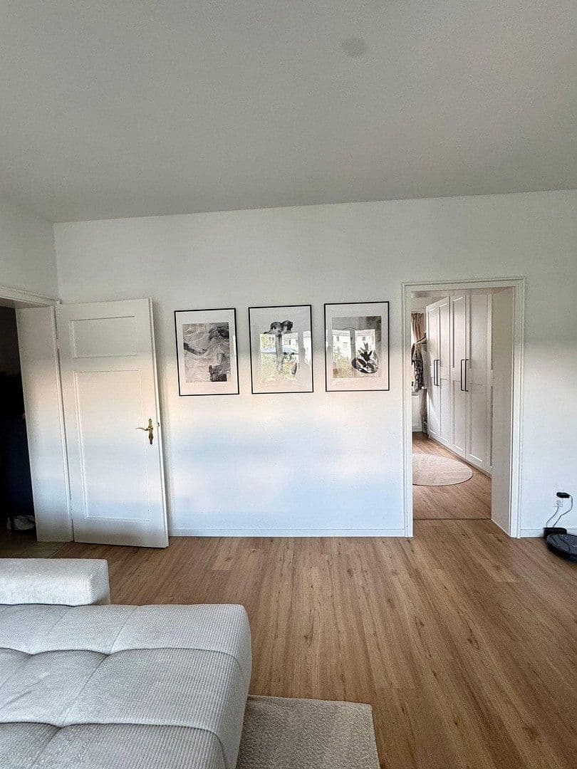 Pronájem bytu 3+1 64 m², Pforzheim, Bádensko-Württembersko Pronájem bytu 3+1 64 m², Pforzheim, Bádensko-Württembersko
