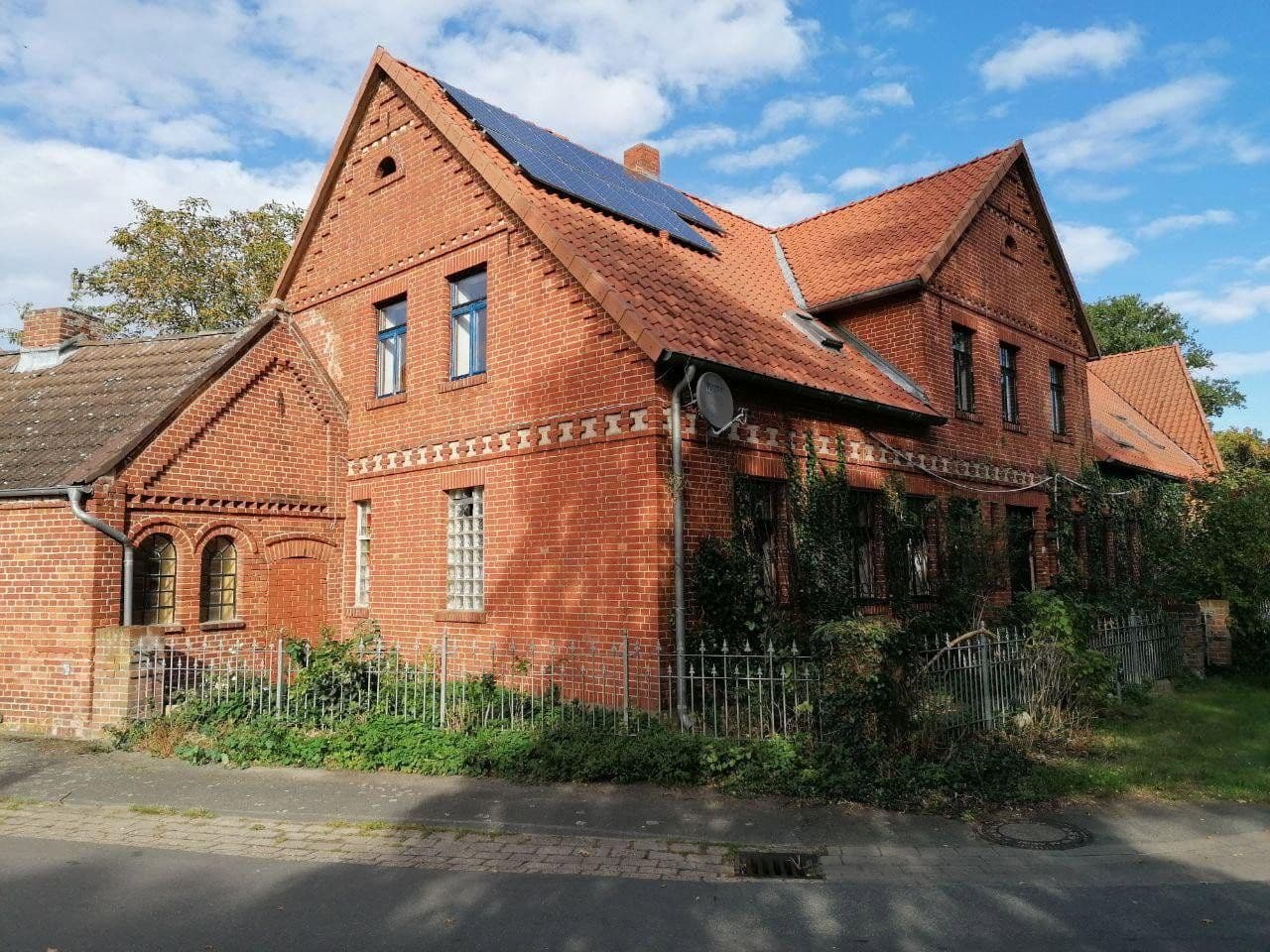 Prodej domu 540 m², pozemek 1.706 m², Lemgow, Dolní Sasko Prodej domu 540 m², pozemek 1.706 m², Lemgow, Dolní Sasko