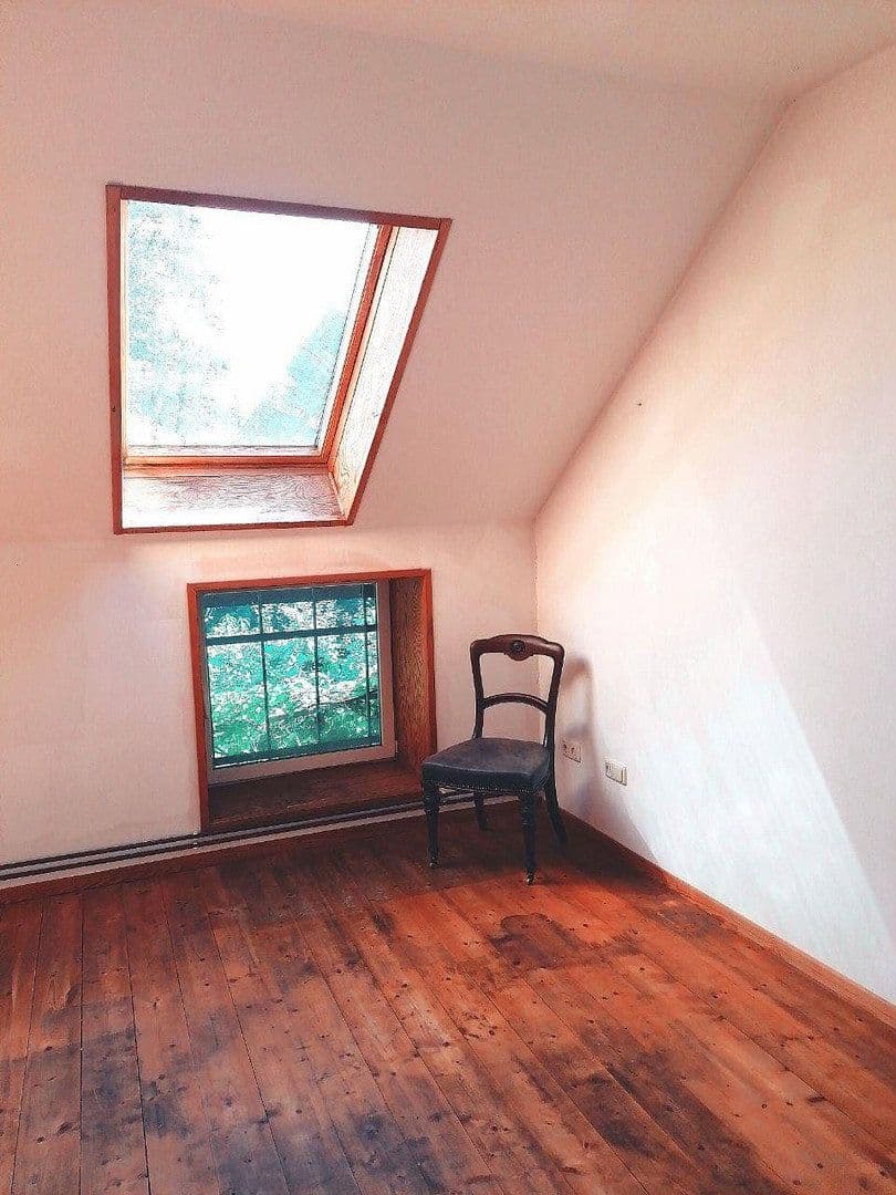 Prodej domu 540 m², pozemek 1.706 m², Lemgow, Dolní Sasko Prodej domu 540 m², pozemek 1.706 m², Lemgow, Dolní Sasko