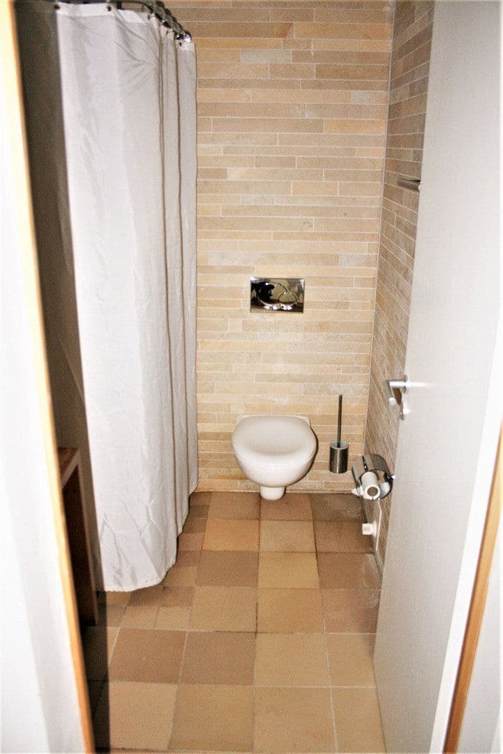 Pronájem bytu 1+1 20 m², Pleistalstraße 123, Sankt Augustin, Severní Porýní-Vestfálsko Pronájem bytu 1+1 20 m², Pleistalstraße 123, Sankt Augustin, Severní Porýní-Vestfálsko