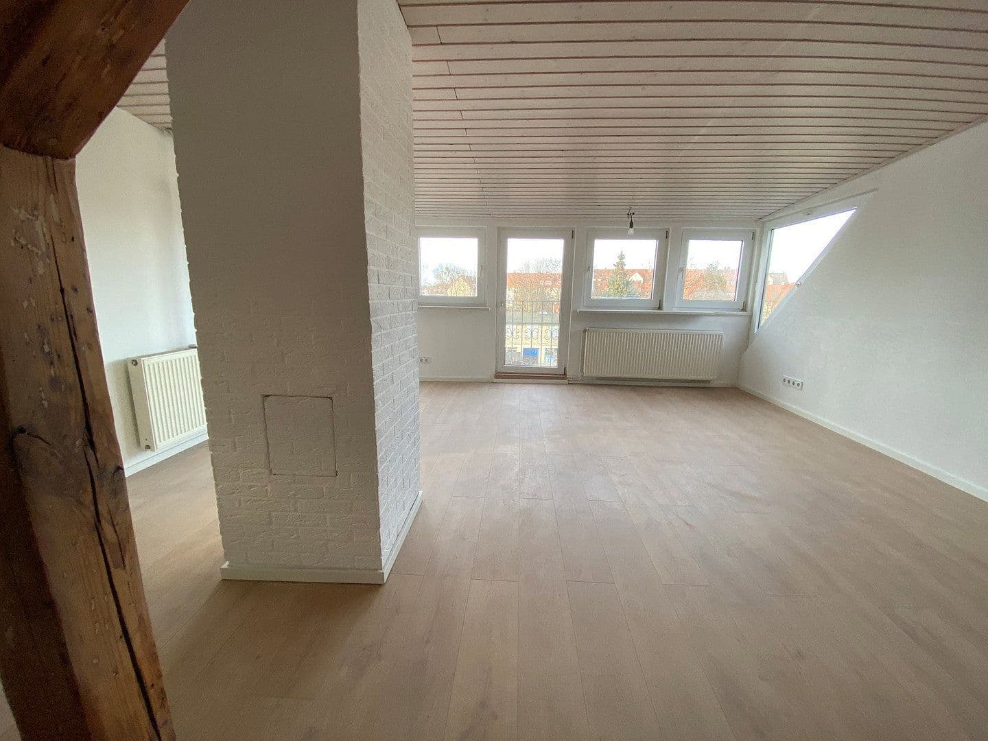 Pronájem bytu 4+1 104 m², Leunisstraße 2, Hildesheim, Dolní Sasko Pronájem bytu 4+1 104 m², Leunisstraße 2, Hildesheim, Dolní Sasko