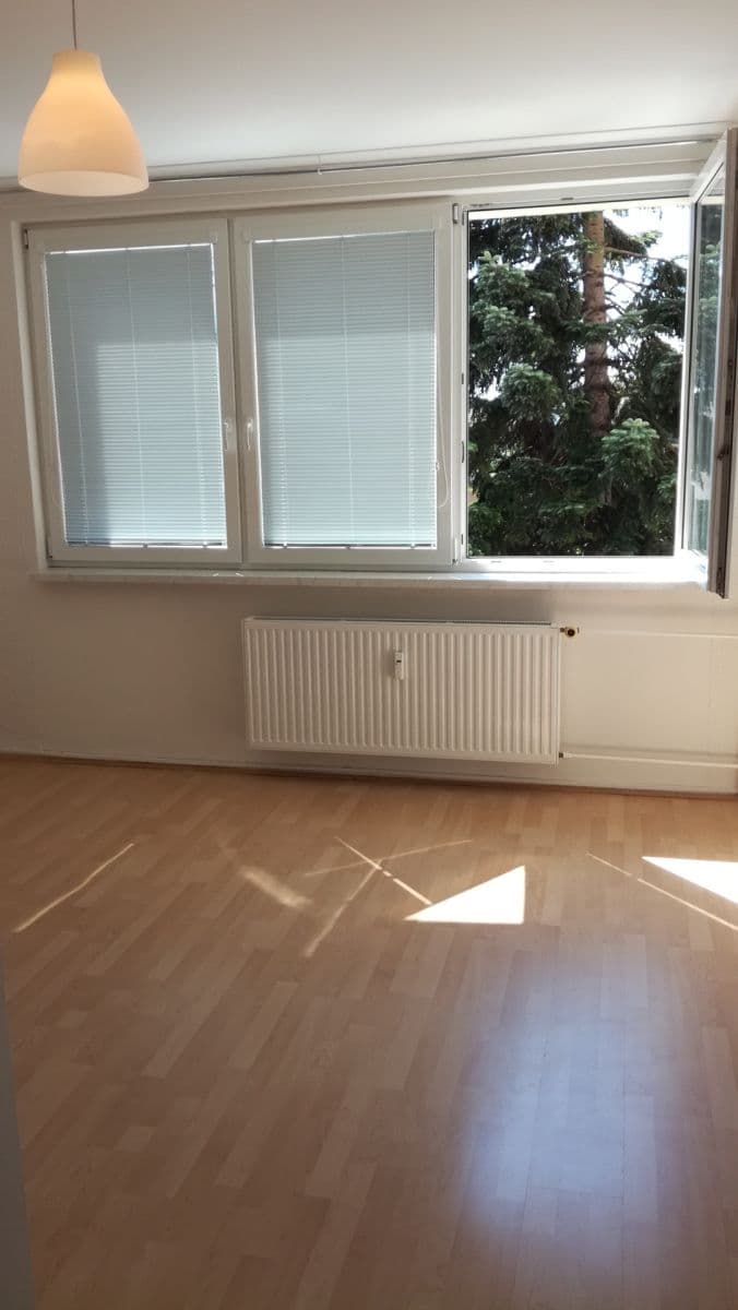 Pronájem bytu 1+kk 26 m², Na Pastvisku, Opava, Moravskoslezský kraj Pronájem bytu 1+kk 26 m², Na Pastvisku, Opava, Moravskoslezský kraj