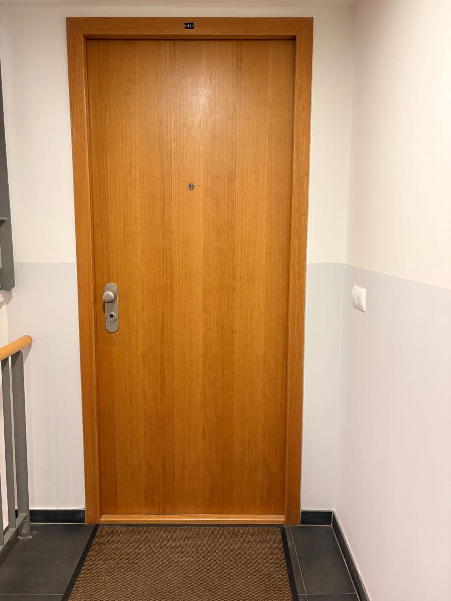 Pronájem bytu 2+kk 75 m², Linhartova, Praha, Praha Pronájem bytu 2+kk 75 m², Linhartova, Praha, Praha