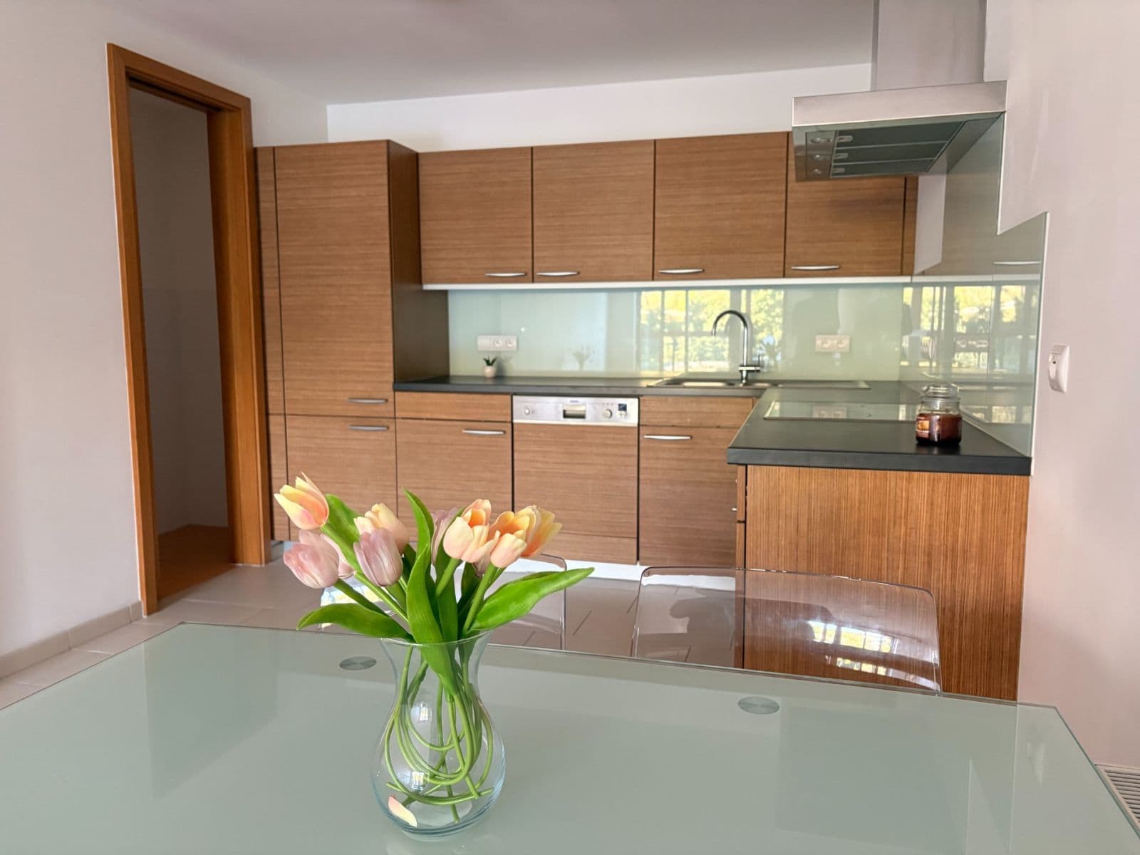 Pronájem bytu 2+kk 75 m², Linhartova, Praha, Praha Pronájem bytu 2+kk 75 m², Linhartova, Praha, Praha