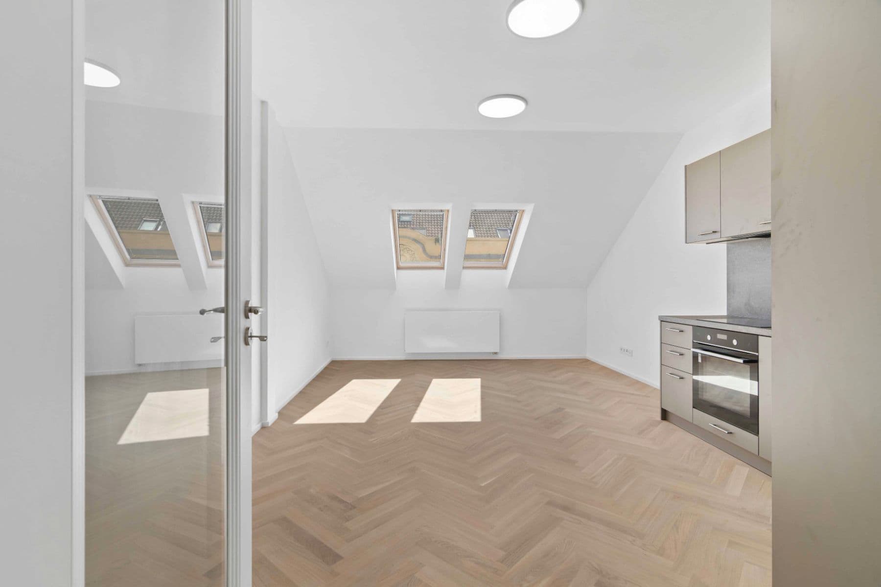 Pronájem bytu 3+kk 91 m², Sezimova, Praha, Praha Pronájem bytu 3+kk 91 m², Sezimova, Praha, Praha