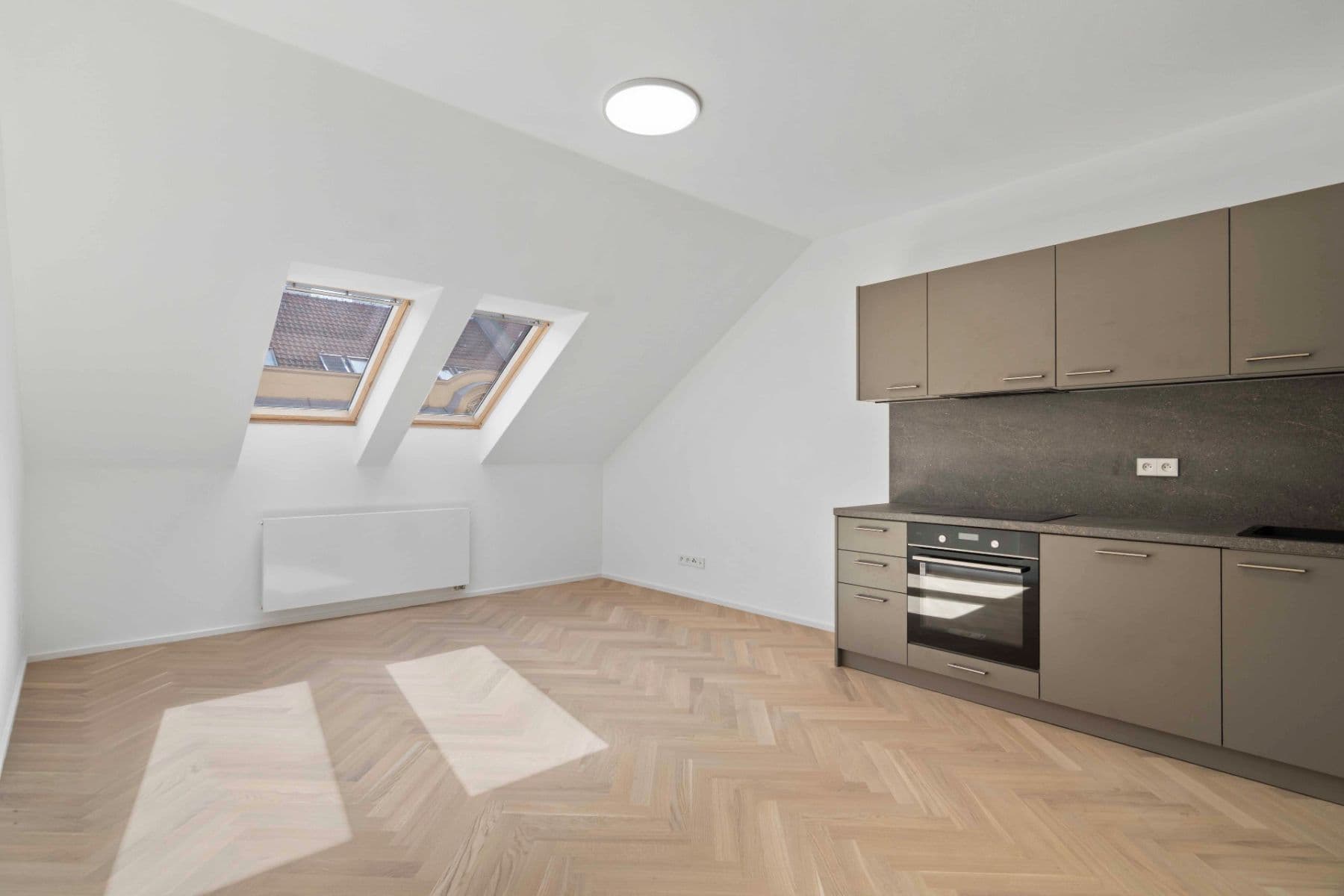 Pronájem bytu 3+kk 91 m², Sezimova, Praha, Praha Pronájem bytu 3+kk 91 m², Sezimova, Praha, Praha