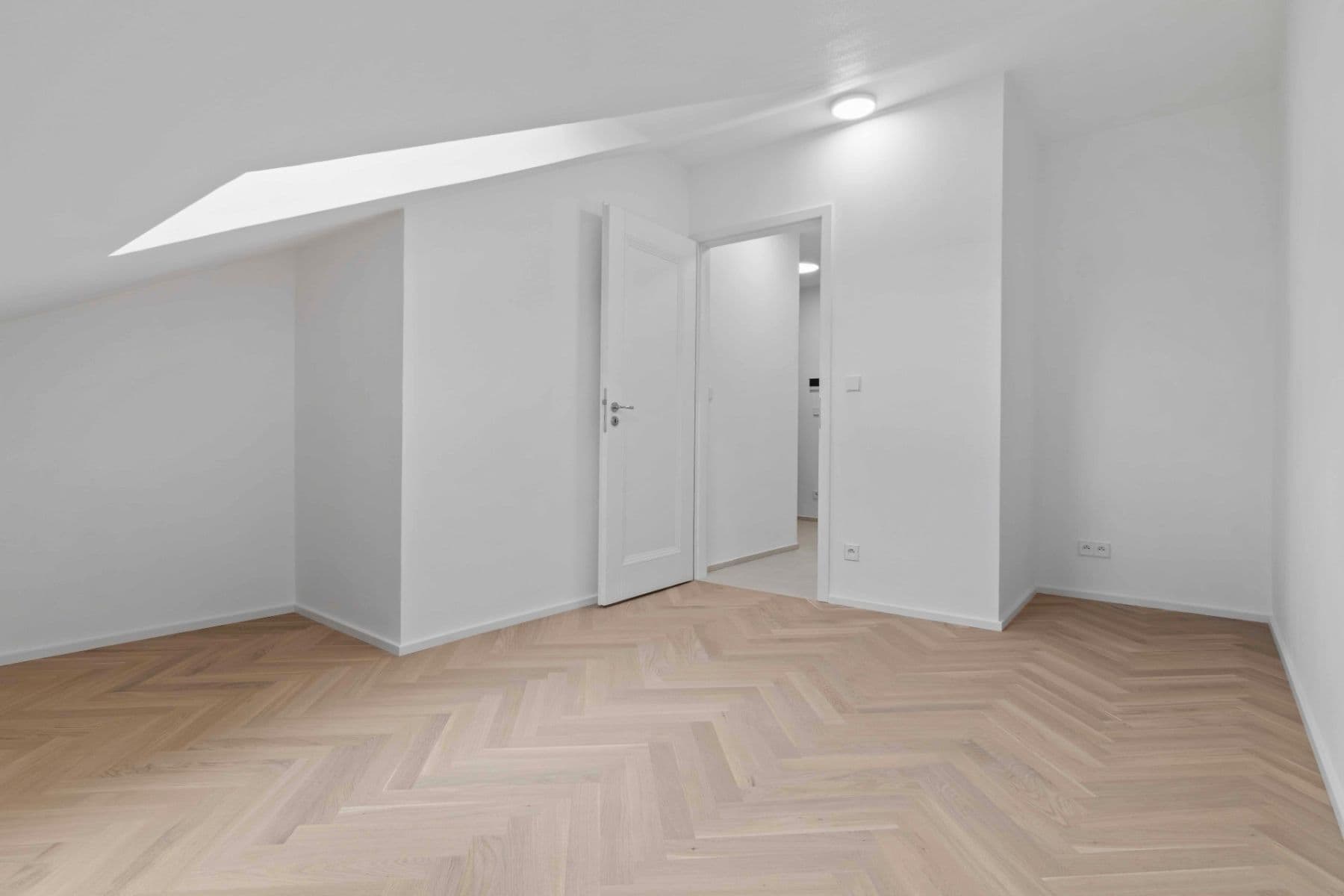 Pronájem bytu 3+kk 91 m², Sezimova, Praha, Praha Pronájem bytu 3+kk 91 m², Sezimova, Praha, Praha