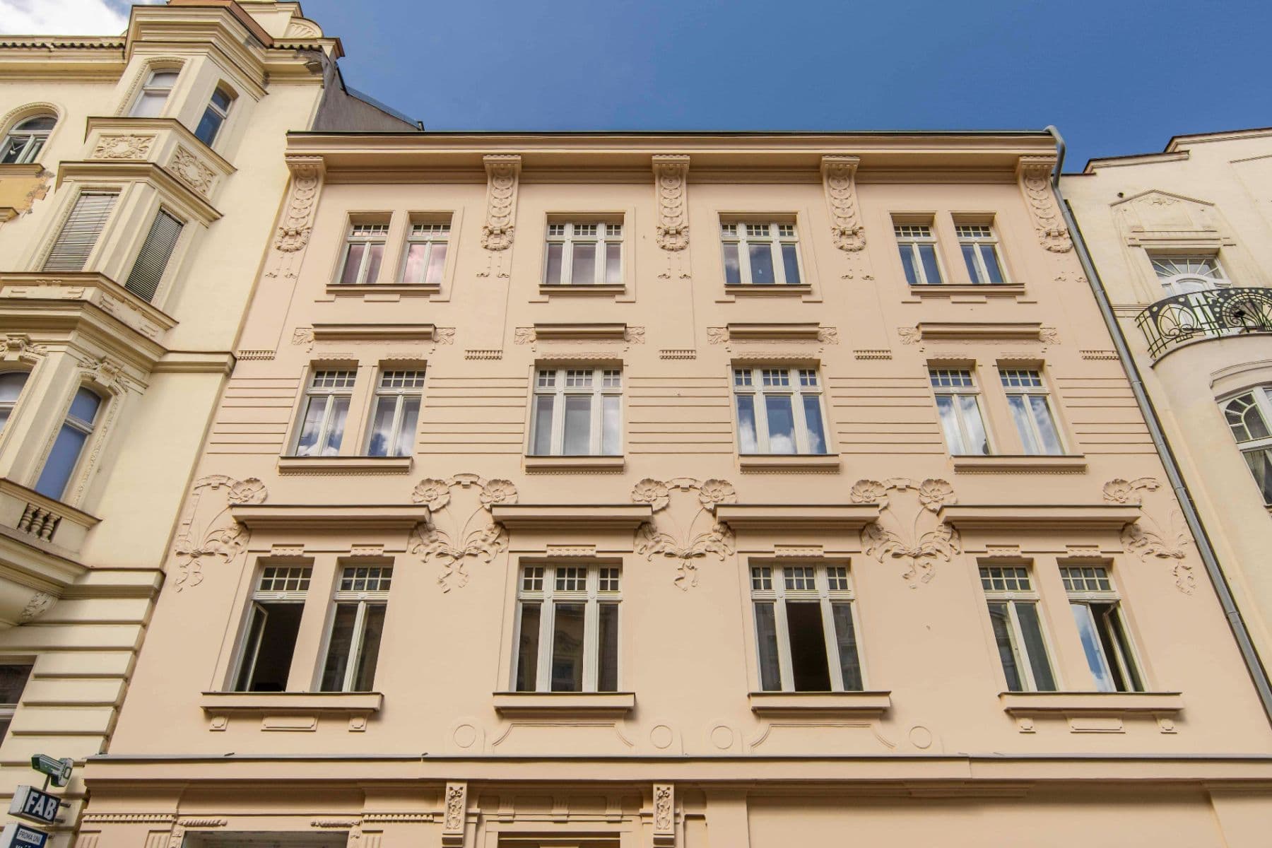 Pronájem bytu 3+kk 66 m², Sezimova, Praha, Praha Pronájem bytu 3+kk 66 m², Sezimova, Praha, Praha
