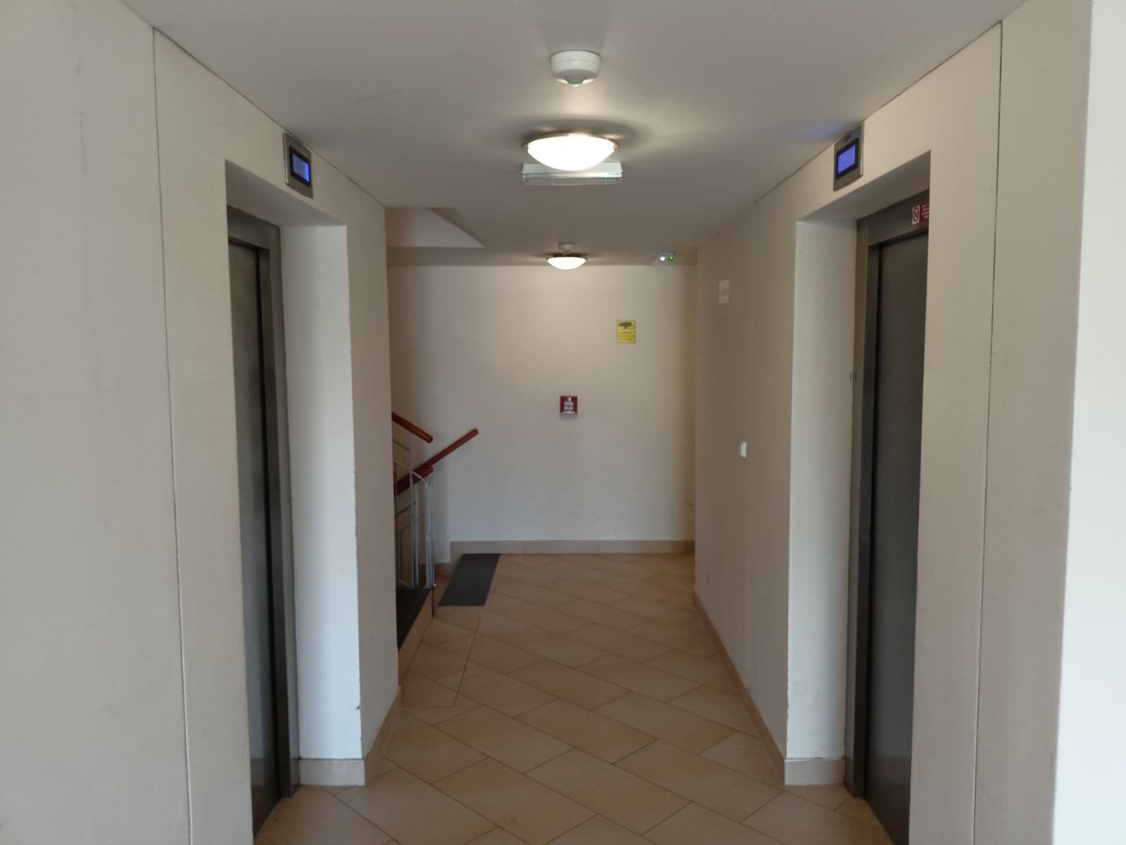 Pronájem bytu 1+kk 35 m², Pavla Beneše, Praha, Praha Pronájem bytu 1+kk 35 m², Pavla Beneše, Praha, Praha