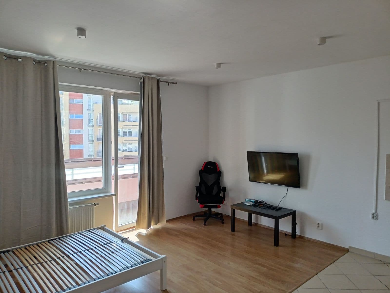 Pronájem bytu 1+kk 35 m², Pavla Beneše, Praha, Praha Pronájem bytu 1+kk 35 m², Pavla Beneše, Praha, Praha