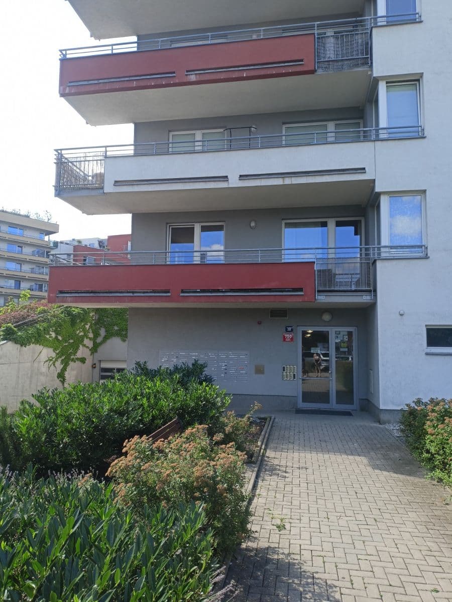 Pronájem bytu 1+kk 35 m², Pavla Beneše, Praha, Praha Pronájem bytu 1+kk 35 m², Pavla Beneše, Praha, Praha