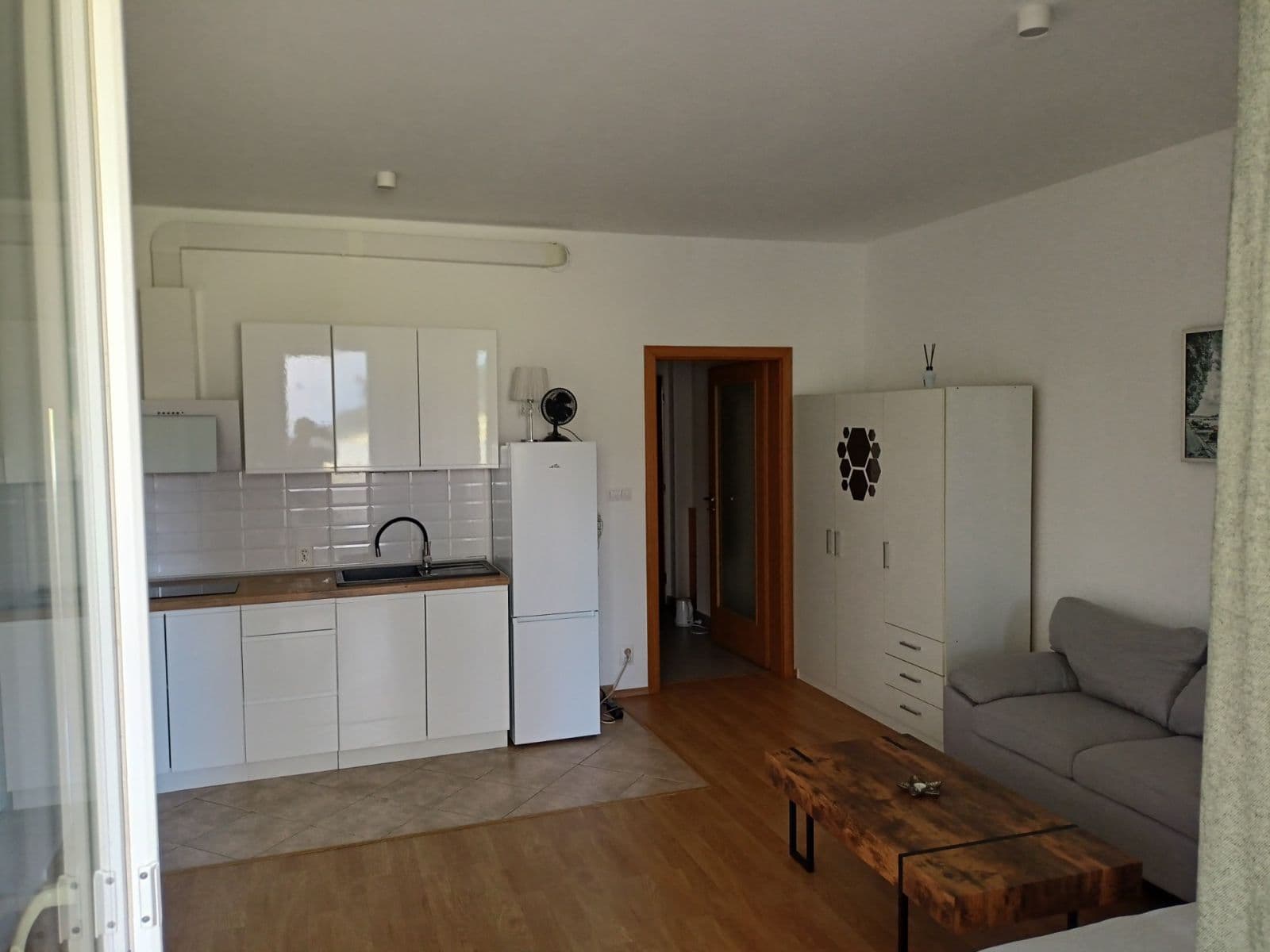 Pronájem bytu 1+kk 28 m², Mantovská, Praha, Praha Pronájem bytu 1+kk 28 m², Mantovská, Praha, Praha