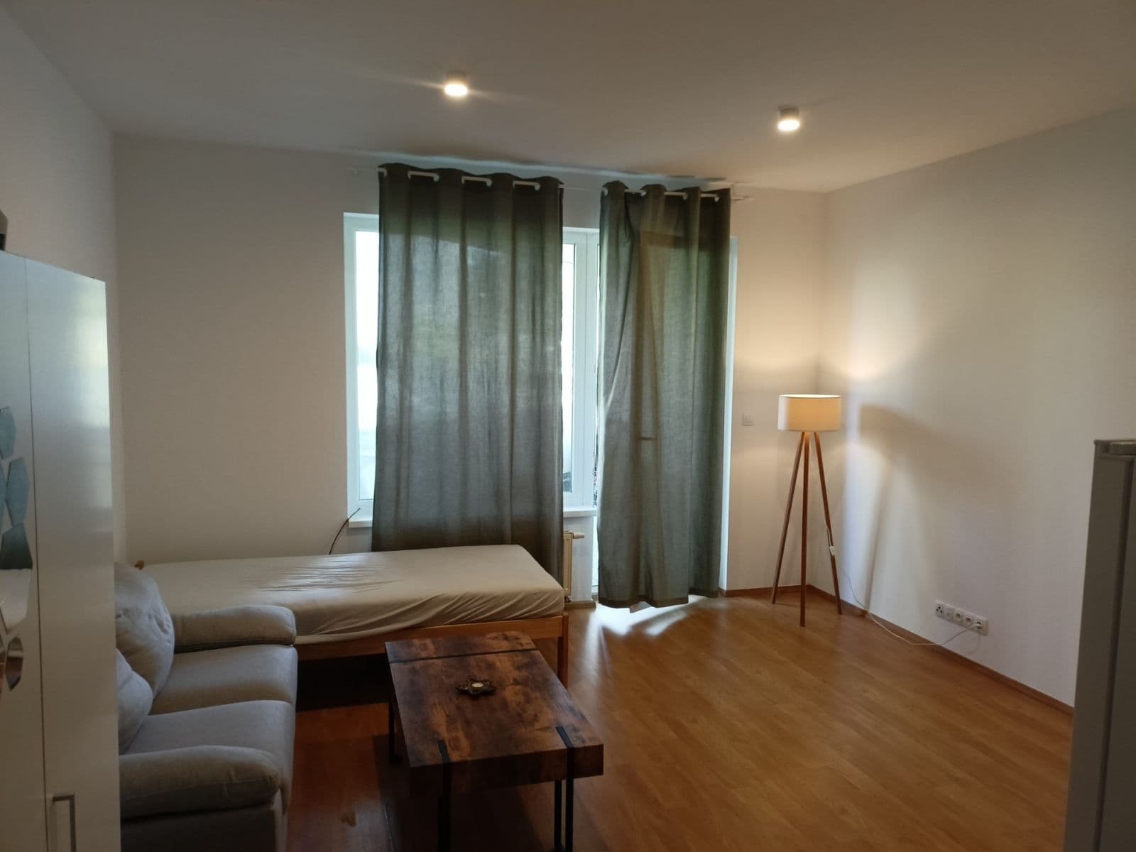 Pronájem bytu 1+kk 28 m², Mantovská, Praha, Praha Pronájem bytu 1+kk 28 m², Mantovská, Praha, Praha