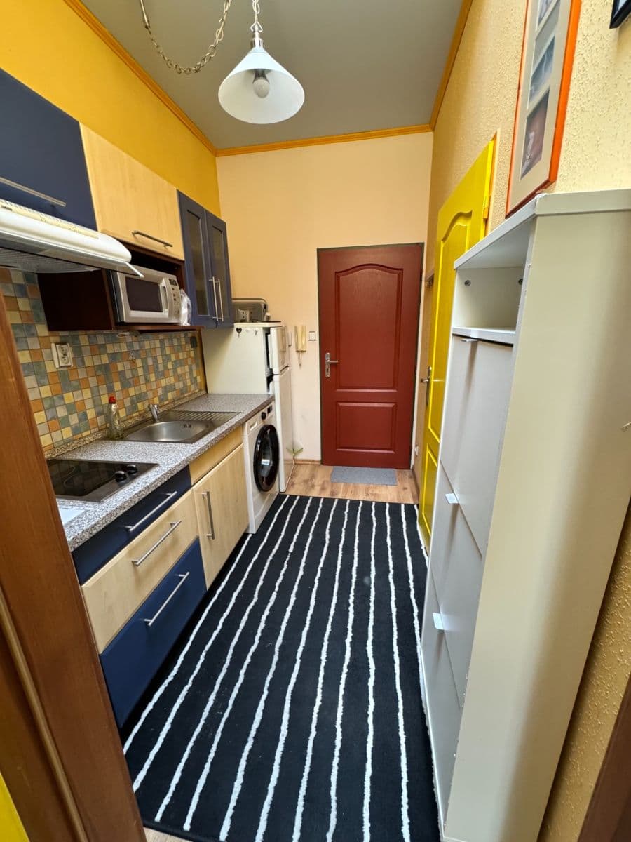 Pronájem bytu 1+1 30 m², V Zámku, Pozořice, Jihomoravský kraj Pronájem bytu 1+1 30 m², V Zámku, Pozořice, Jihomoravský kraj