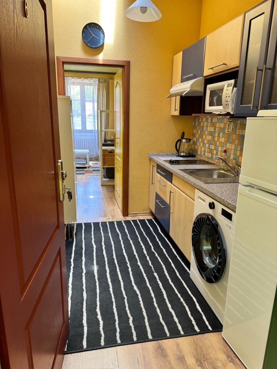 Pronájem bytu 1+1 30 m², V Zámku, Pozořice, Jihomoravský kraj Pronájem bytu 1+1 30 m², V Zámku, Pozořice, Jihomoravský kraj