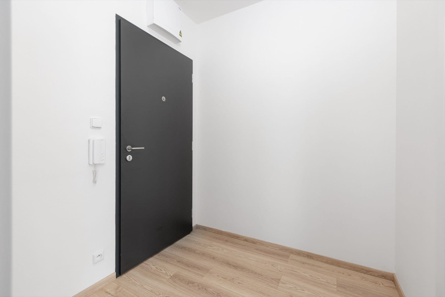 Pronájem bytu 1+kk 45 m², Ondrákové, Praha, Praha Pronájem bytu 1+kk 45 m², Ondrákové, Praha, Praha