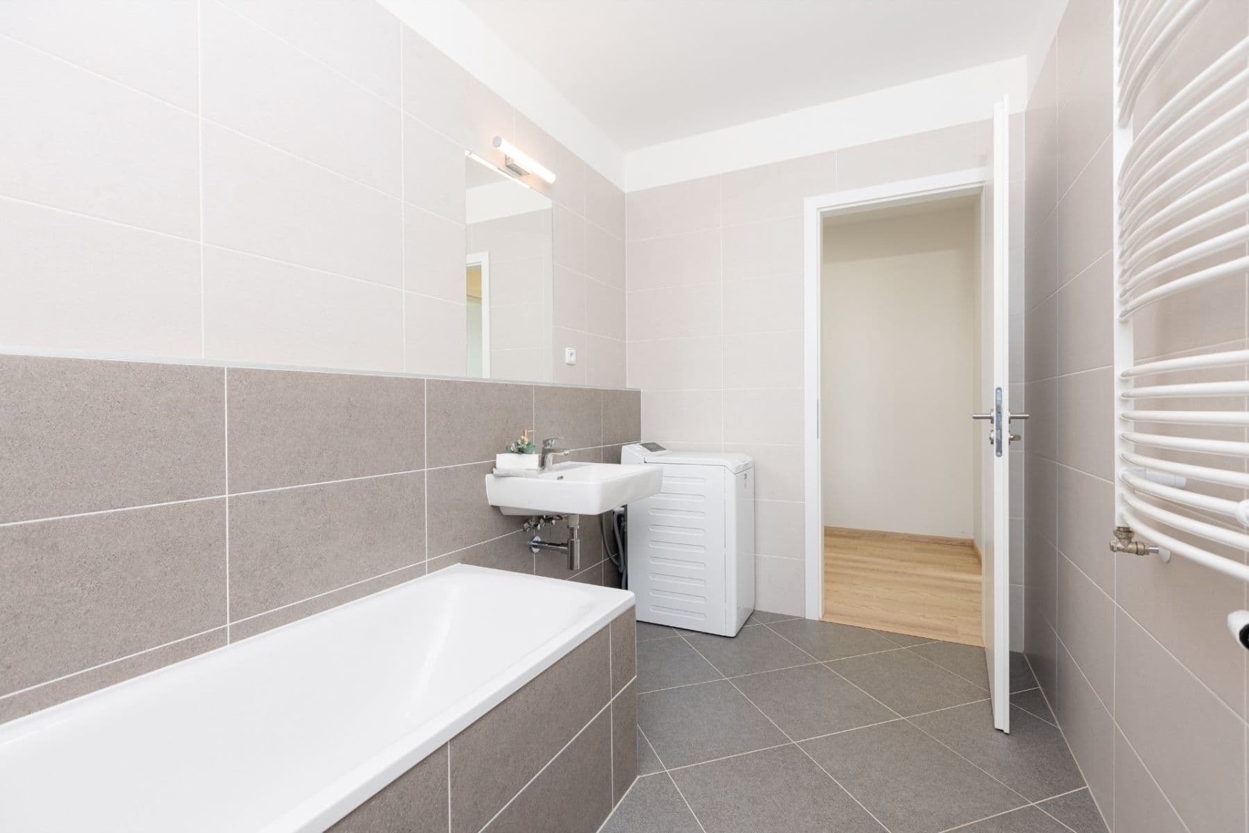 Pronájem bytu 1+kk 45 m², Ondrákové, Praha, Praha Pronájem bytu 1+kk 45 m², Ondrákové, Praha, Praha
