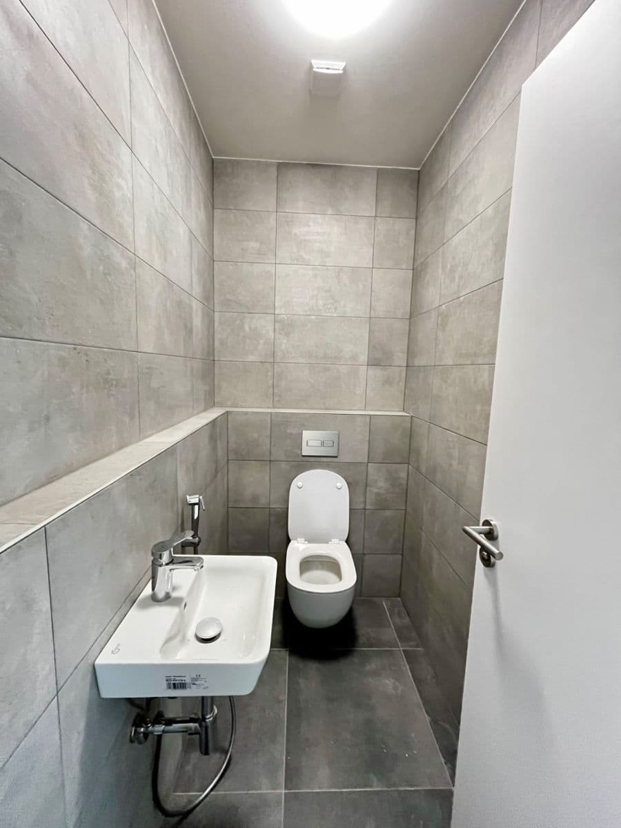 Pronájem bytu 2+kk 67 m², Malešická, Praha, Praha Pronájem bytu 2+kk 67 m², Malešická, Praha, Praha