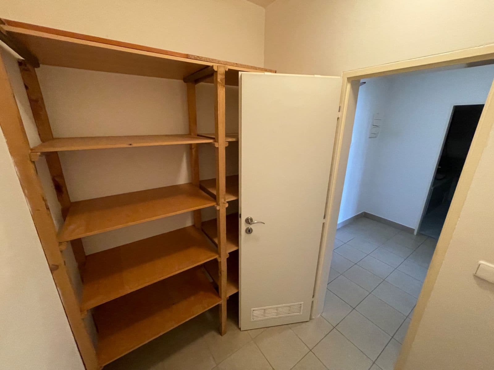 Pronájem bytu 2+1 55 m², Novobohdalecká, Praha, Praha Pronájem bytu 2+1 55 m², Novobohdalecká, Praha, Praha