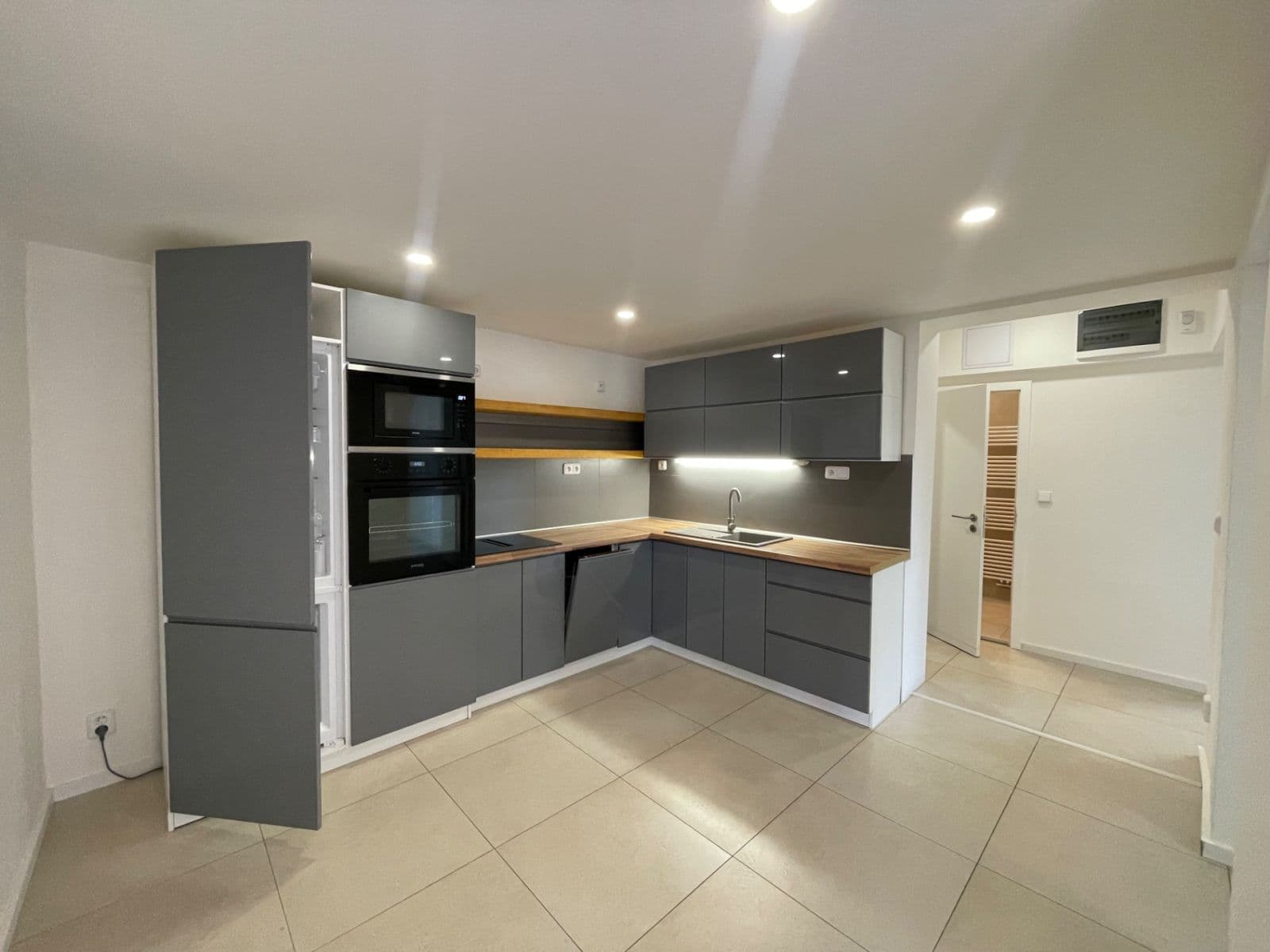 Pronájem bytu 4+1 90 m², Starochodovská, Praha, Praha Pronájem bytu 4+1 90 m², Starochodovská, Praha, Praha