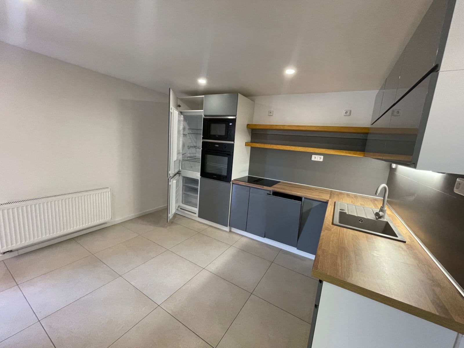 Pronájem bytu 4+1 90 m², Starochodovská, Praha, Praha Pronájem bytu 4+1 90 m², Starochodovská, Praha, Praha