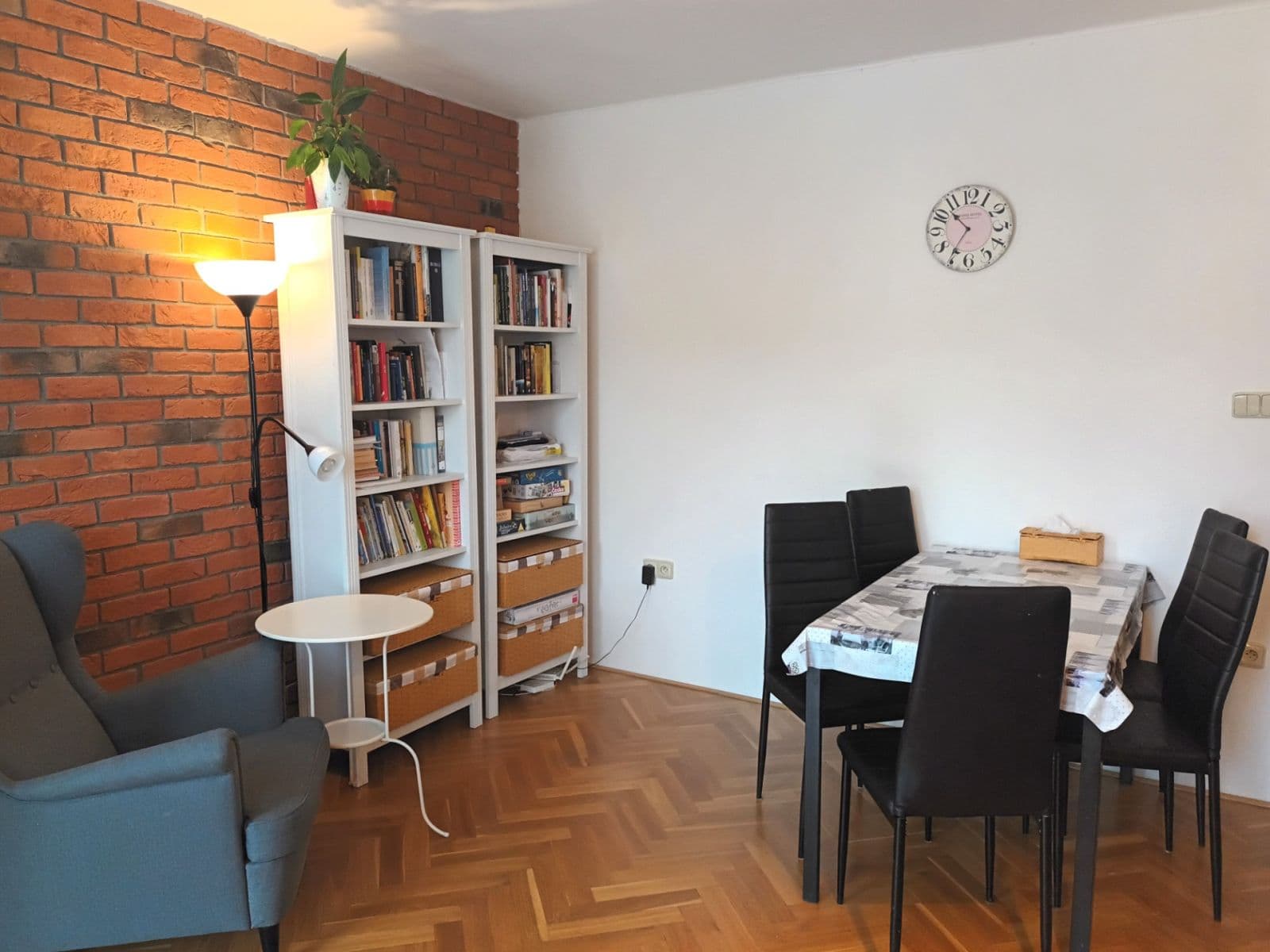 Prodej bytu 3+1 62 m², Nad Školou, Jablonné nad Orlicí, Pardubický kraj Prodej bytu 3+1 62 m², Nad Školou, Jablonné nad Orlicí, Pardubický kraj
