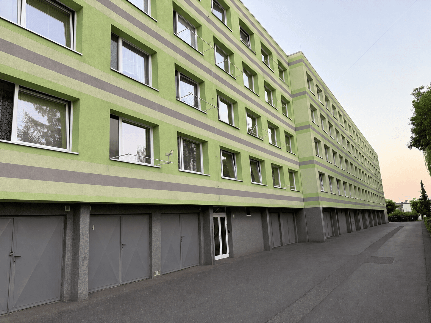 Pronájem bytu 3+kk 69 m², Nad Stadionem, Králův Dvůr, Středočeský kraj Pronájem bytu 3+kk 69 m², Nad Stadionem, Králův Dvůr, Středočeský kraj