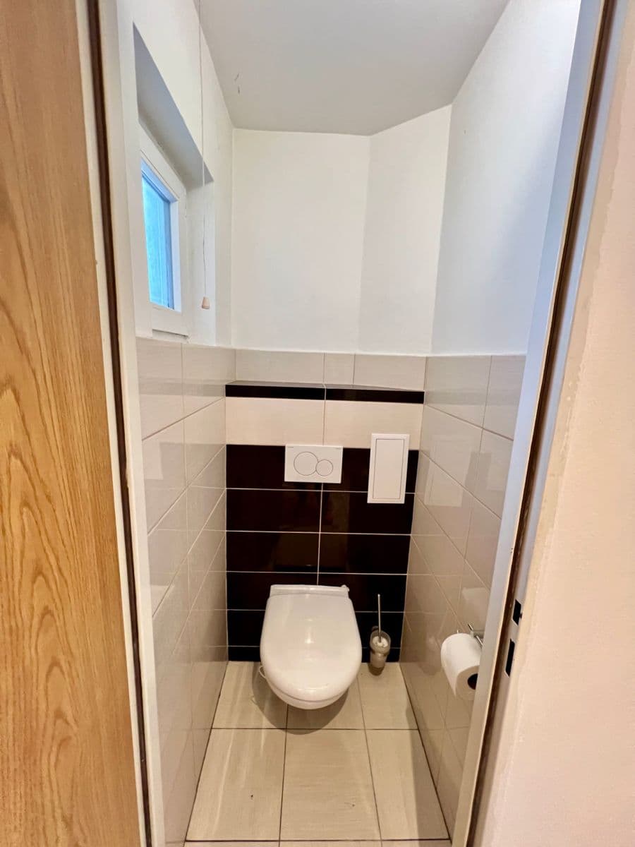 Pronájem bytu 2+kk 45 m², Pivovarnická, Praha, Praha Pronájem bytu 2+kk 45 m², Pivovarnická, Praha, Praha